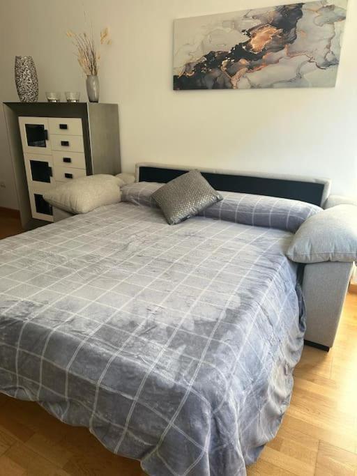 Studio 14 + Garaje Incluido. Nuevo, Elegante, Acogedor. Haro Ngoại thất bức ảnh